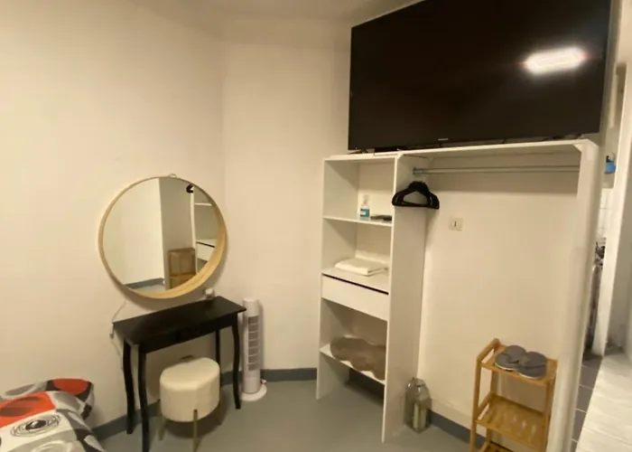 Sci H3 Communes Apartman Montreuil